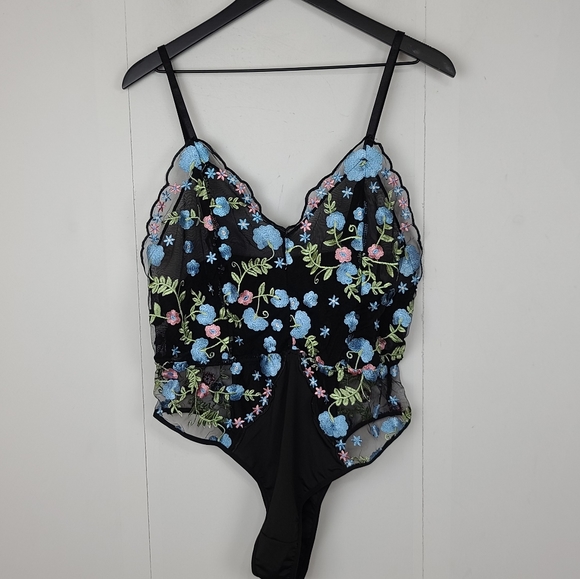 Shein New In Bag Floral Embroidered Babydoll Bodysuit Plus Curve Size 1xl - Picture 3 of 9